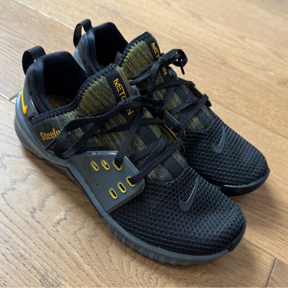 Nike Metcon 2 - Pittsburgh Steelers - NFL Football - EUC - Men’s Size 7 - Picture 6 of 10